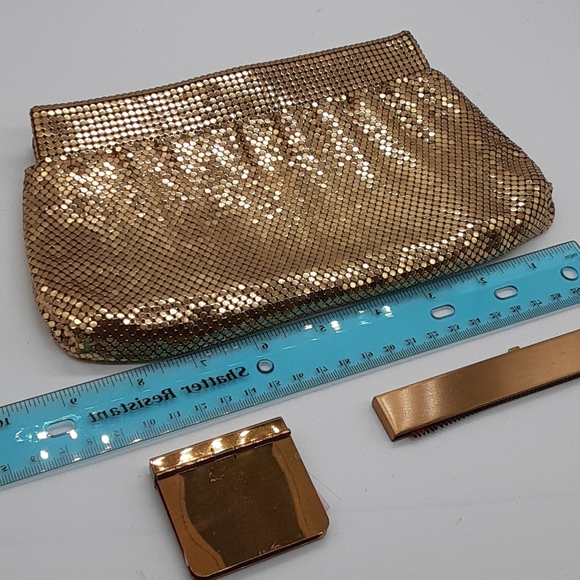 WHITING DAVIS Vintage Golden Mesh Clutch Purse + Matching Accessories celluloid - Picture 3 of 6